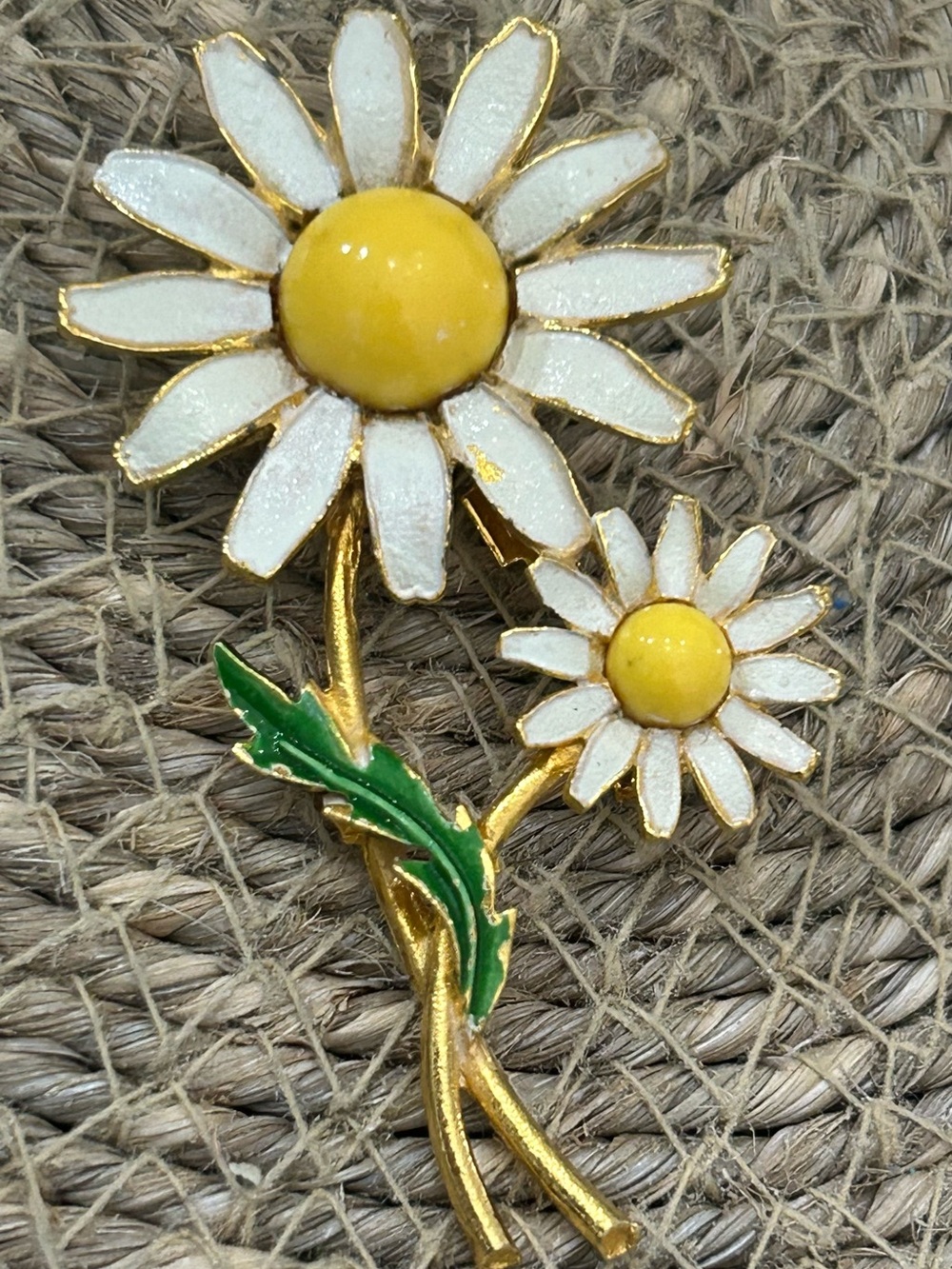Weiss Gold Daisy Enamel Brooch - White & Yellow Floral Pin